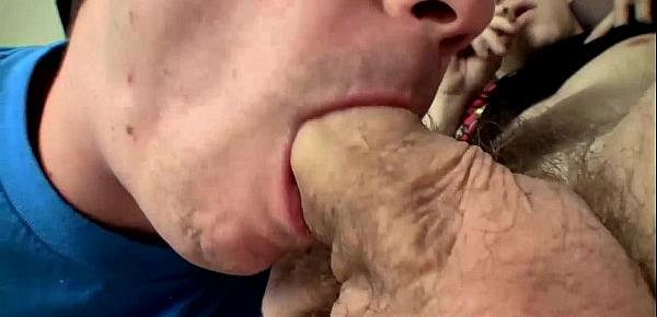  Twink Brian Strowkes and sexy Eli smoking while fucking hard